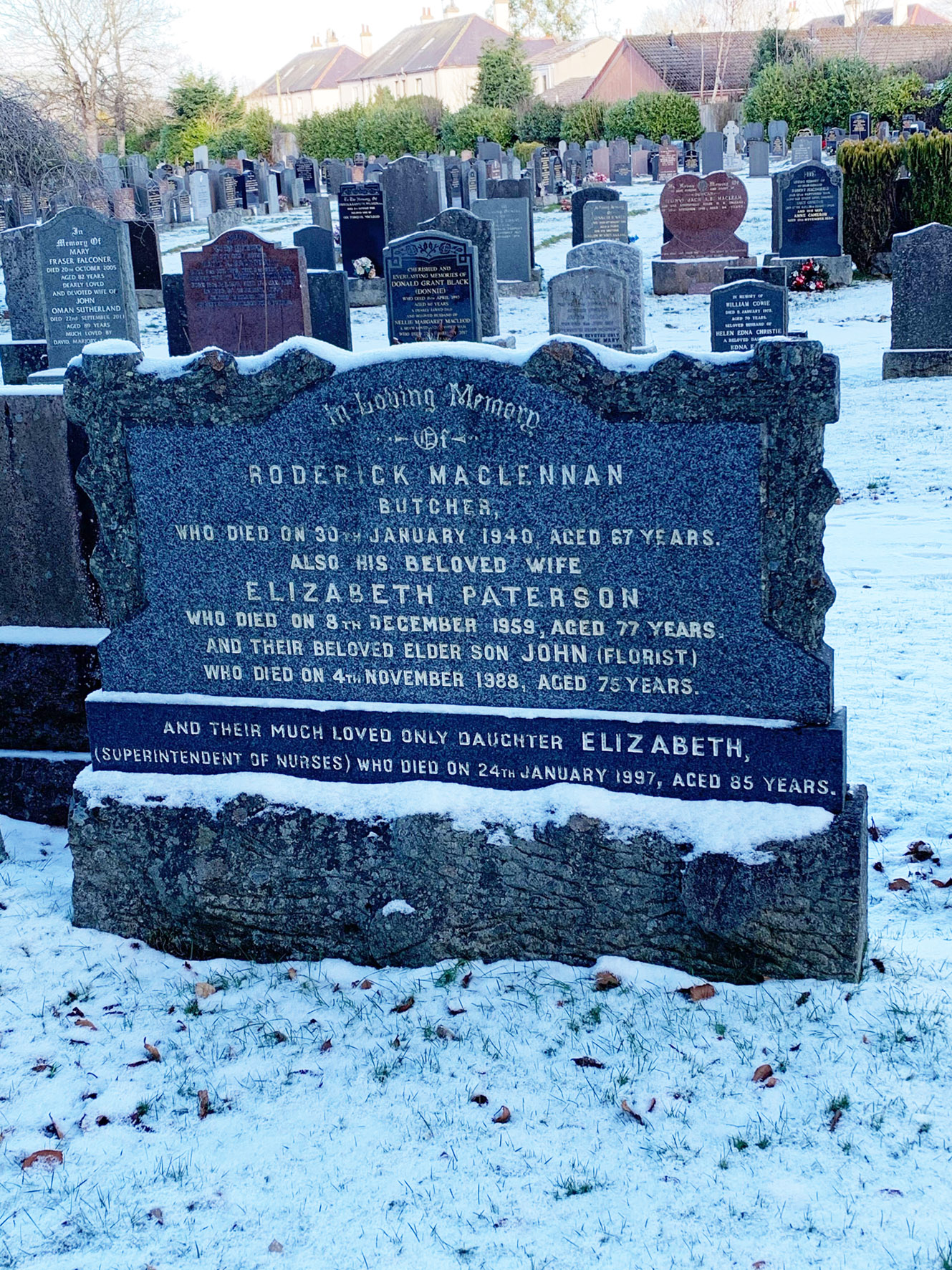 Photo of headstones/Roderick MacLennan died 1940 MI Tomnahurich, Inverness